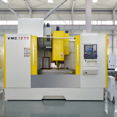 Frezarka CNC do metalu VMC Pionowe centrum obróbkowe Producenci VMC1370