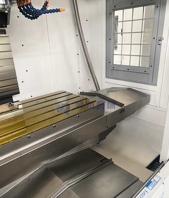 Sterowanie CNC Pionowe centrum obróbcze 16/24 Zmieniacz narzędzi Pojemność 1400 x 700 mm