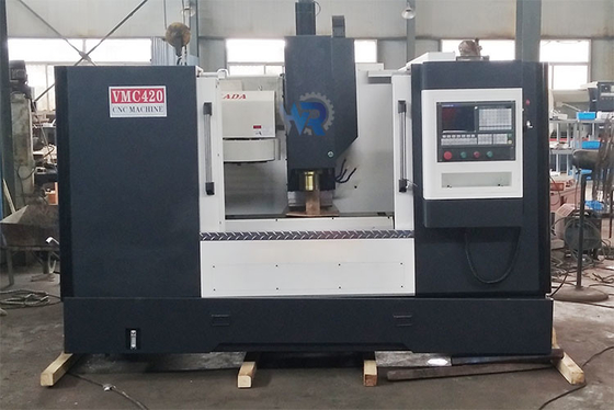 Specjalna maszyna VMC420 CNC Vertical Machining Center Milling 380V 50HZ